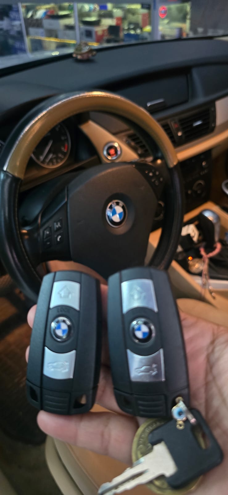 Cerrajería automotriz BMW en Panamá